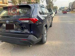 تۆیۆتا ڕاڤ 4